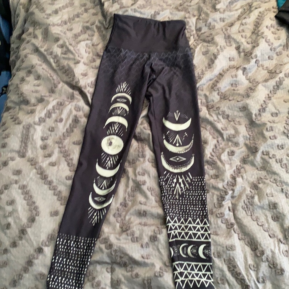Onzie moon legging